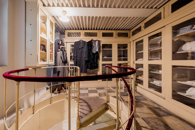 Zámek Slatiňany, šatna ve věži, foto NPÚ, nepodléhá CC