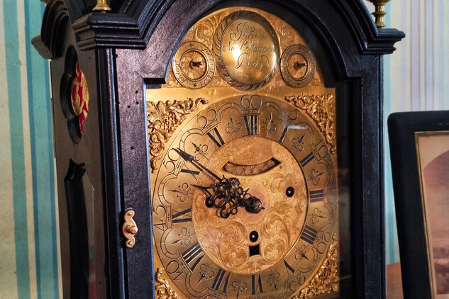 Stav hodin po restaurování; nepodléhá CC